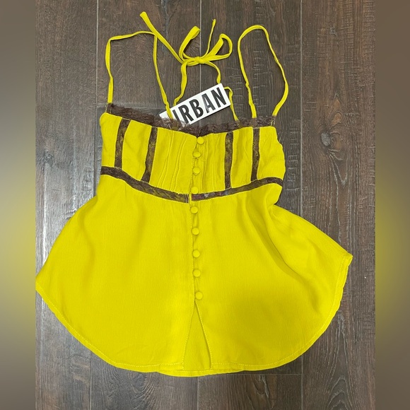 NWT chartreuse baby doll cami green yellow with buttons - Picture 5 of 7